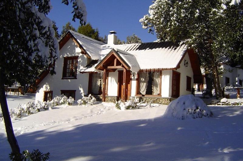 Cabanas & Aparts Lancuyen, Villa De Montana Вилья-ла-Ангостура Номер фото